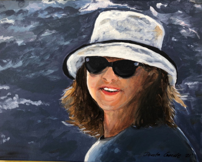 Sold: Rosalie & White Hat.